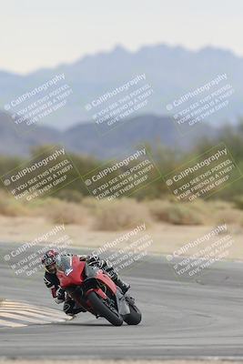 media/Sep-21-2025-Race Pace (Sun) [[98bf33ef95]]/Verified/10-Turn 10 (1150am)/